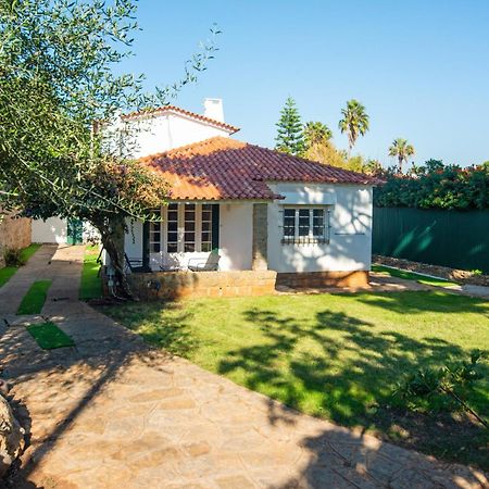 4-Bedroom House In Cascais, Near Guincho Beach Екстериор снимка