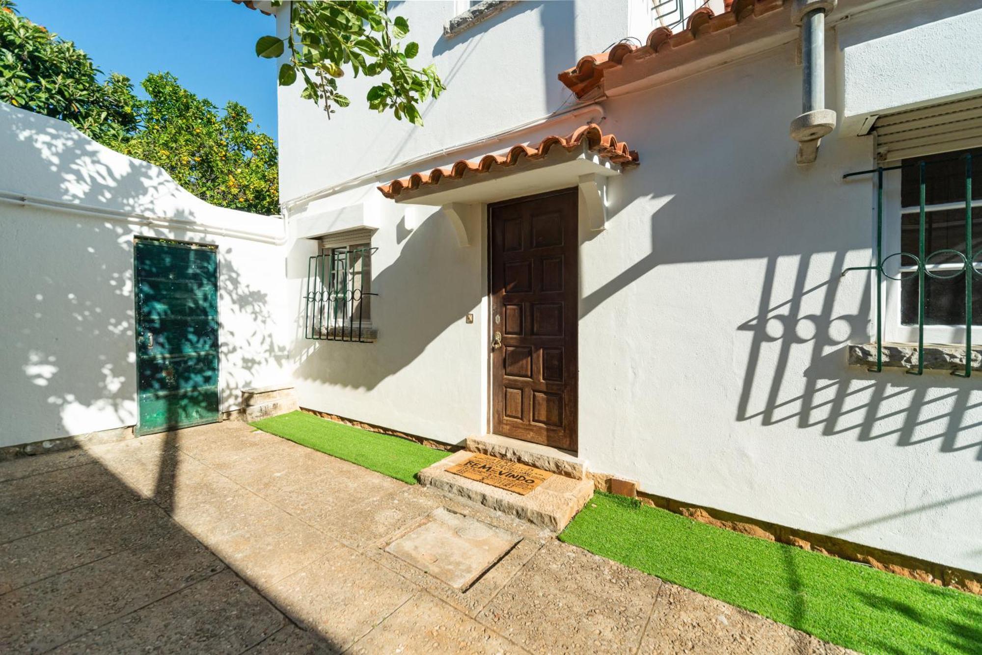 4-Bedroom House In Cascais, Near Guincho Beach Екстериор снимка